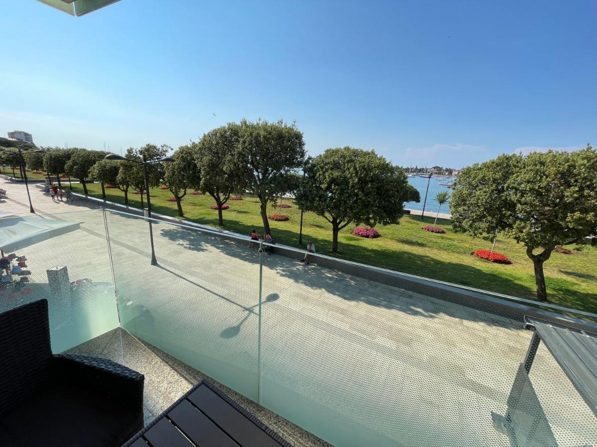 Apartments Riva-Interauto Umag Exterior foto