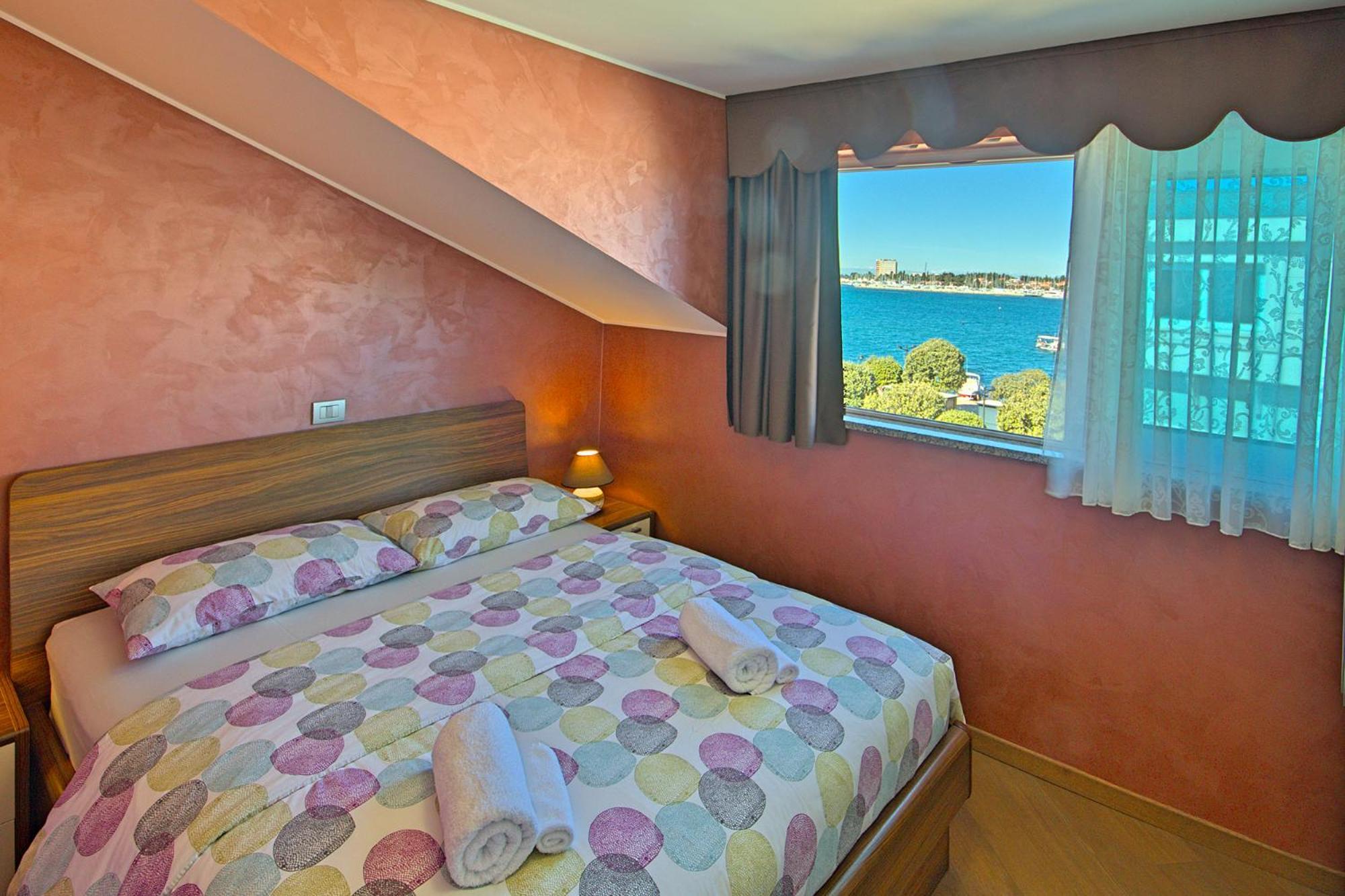 Apartments Riva-Interauto Umag Exterior foto